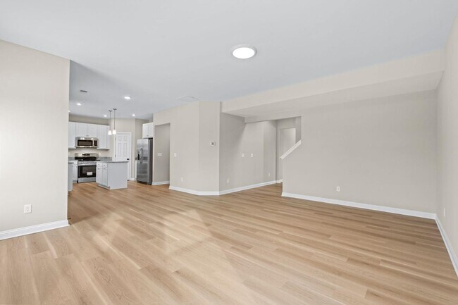 Building Photo - 116 Lambert Fld