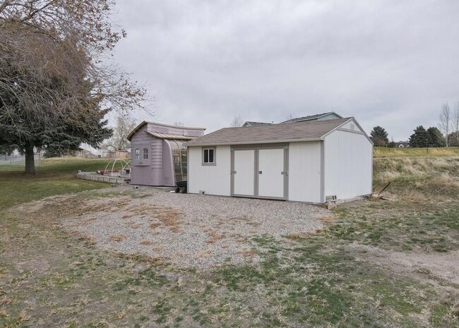 Building Photo - 6 BED 3 BATH HOME IN AMMON, IDAHO