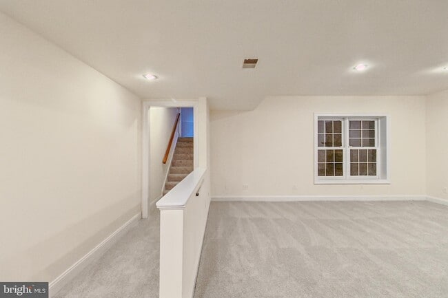 Building Photo - 2527 Hunter Mill Rd