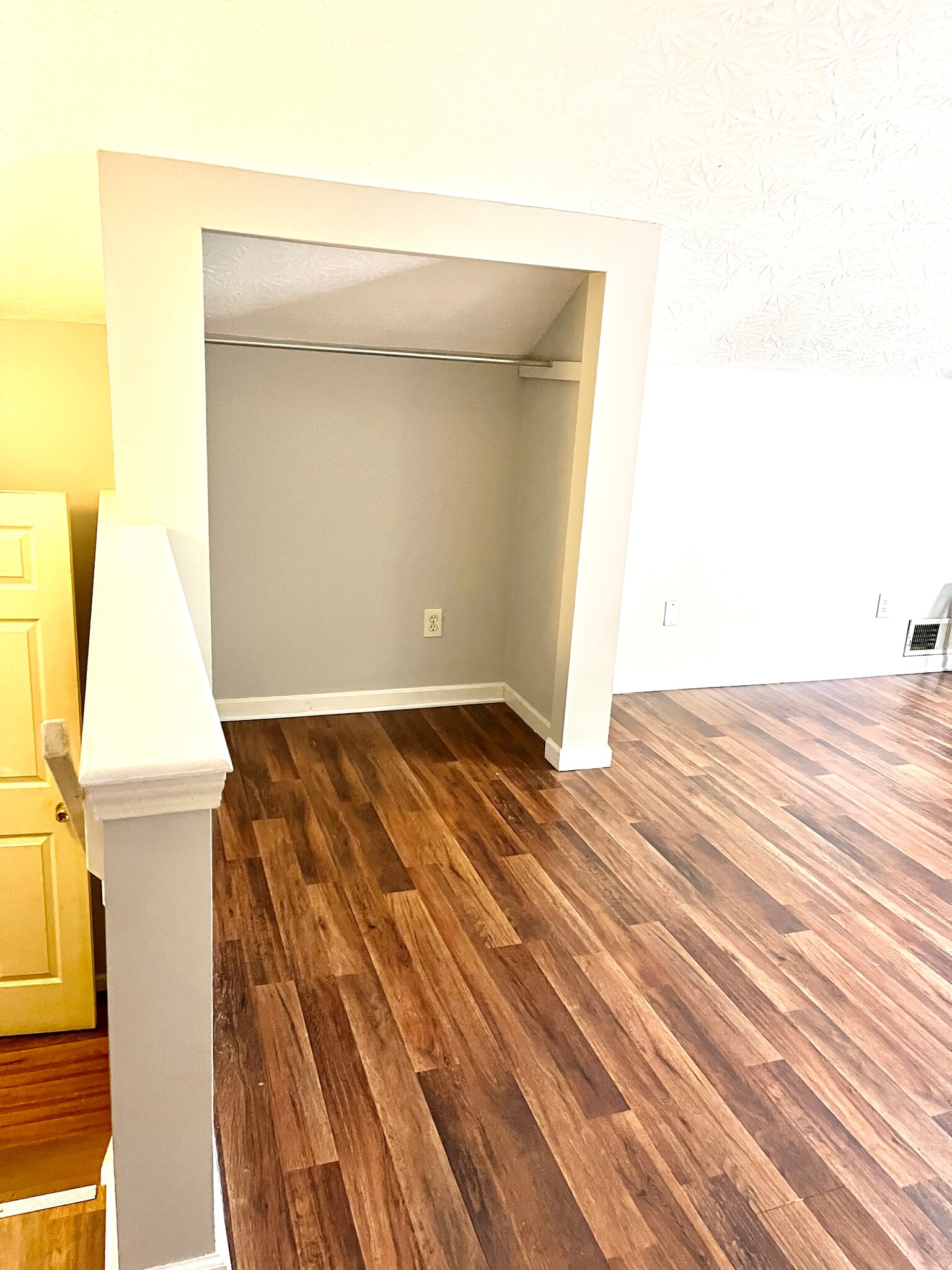 Building Photo - 2317 Lonan Ct