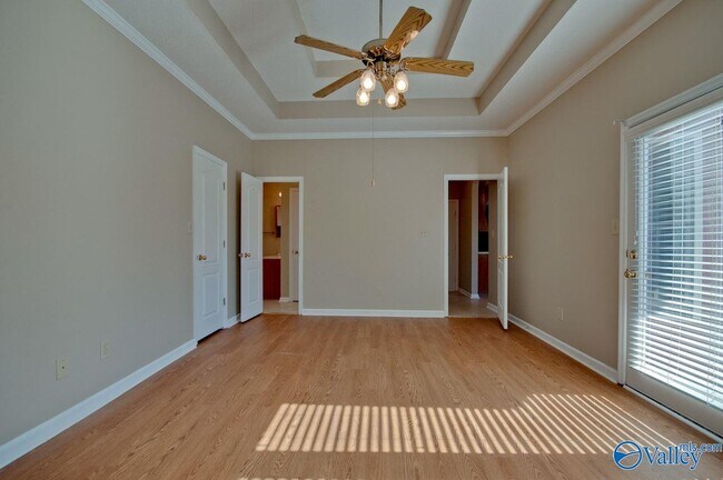 Building Photo - 97 S Interlaken Dr