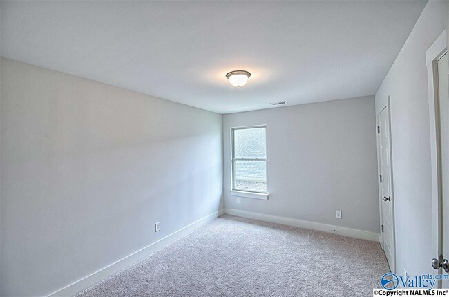 Building Photo - 7012 Derby Drive Southeast