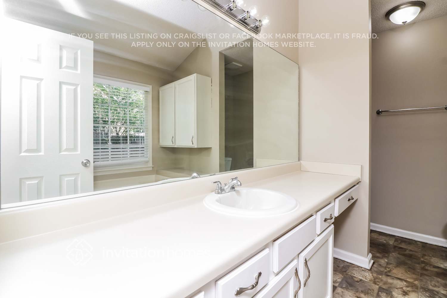 Building Photo - 4116 Meadowlark Ct