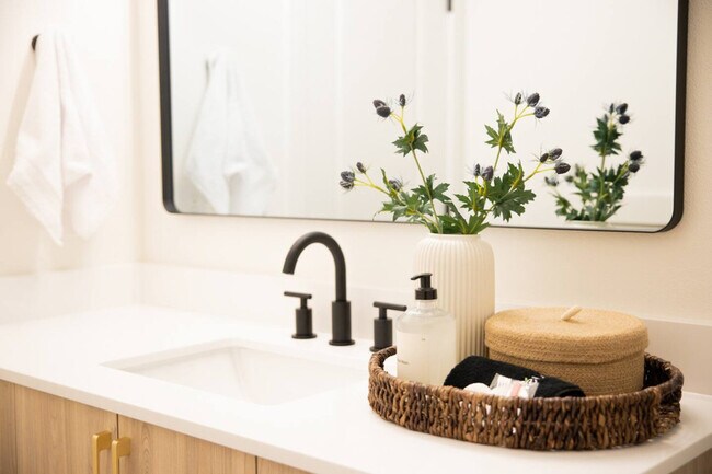 Building Photo - 3922 I St