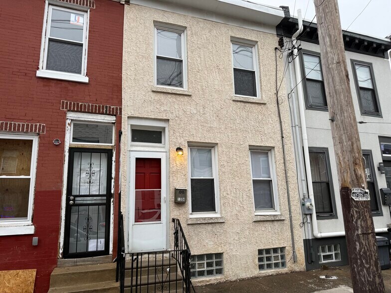 Building Photo - 1304 N 25th St