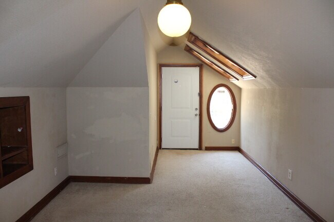 Building Photo - 2615 22nd St