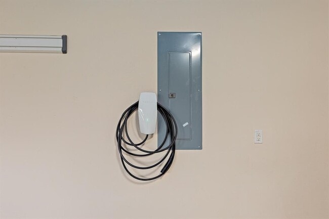 Building Photo - 701 San Marco Trl