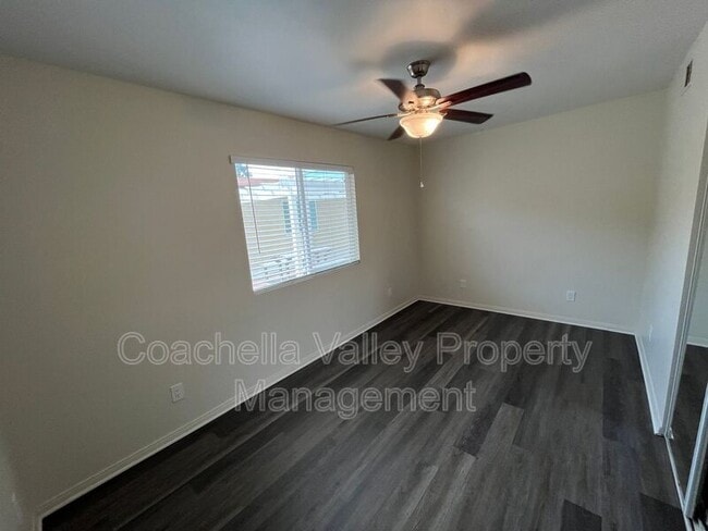 Building Photo - 422 Rosa Parks Rd