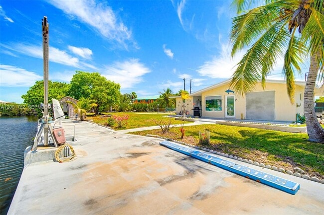 Building Photo - 30361 Hardin Rd
