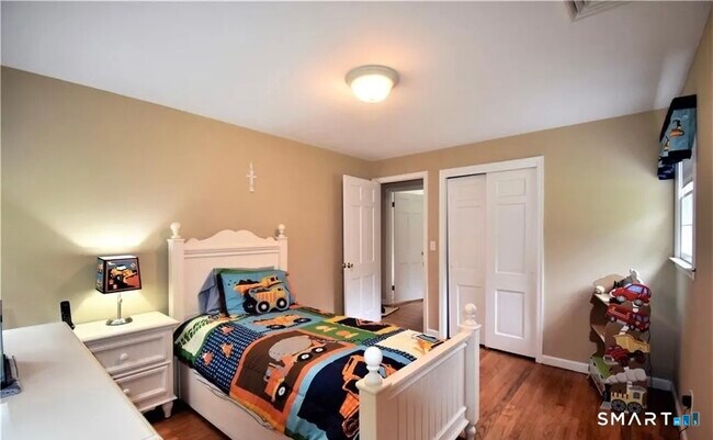 Building Photo - 25 Shelter Rock Rd