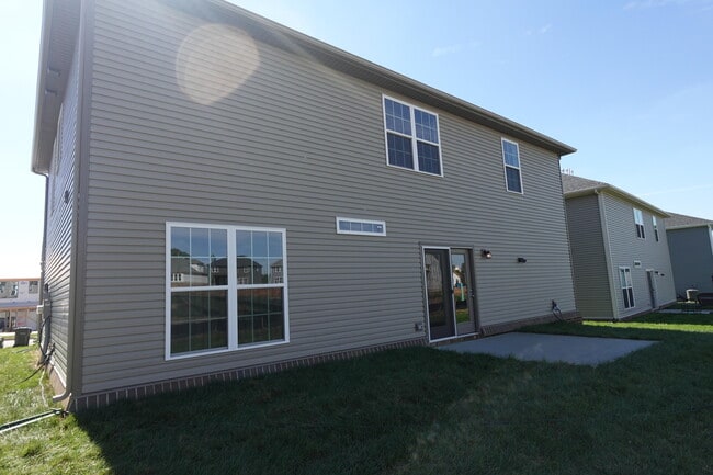 Building Photo - 2841 Blackford Pkwy