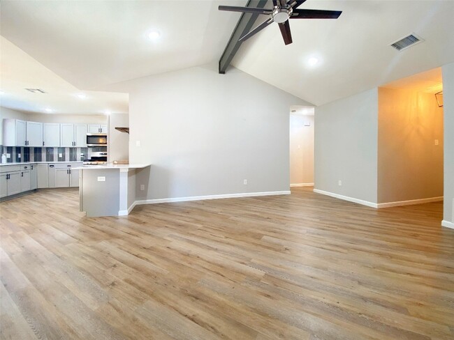 Building Photo - 4705 Quicksilver Blvd