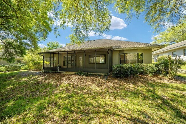 Building Photo - 3025 W Bermuda Dunes Dr