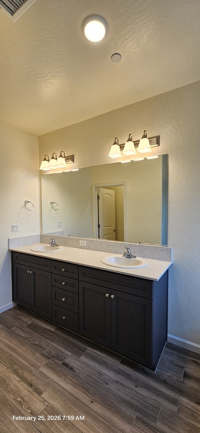 Building Photo - 1303 22nd Ave