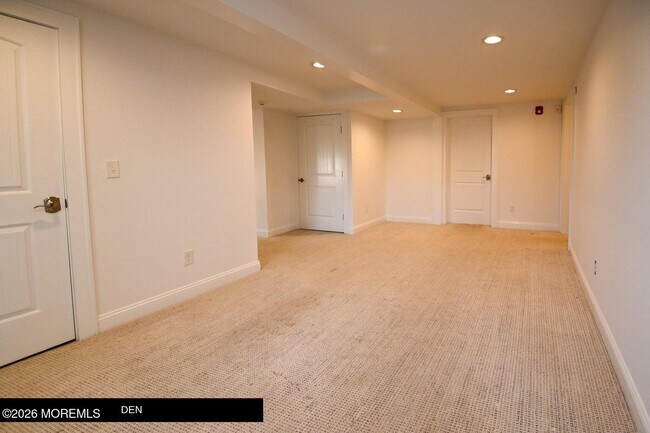 Building Photo - 206 NJ-71
