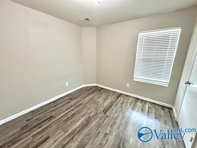 Building Photo - 228 Dormont Dr NE
