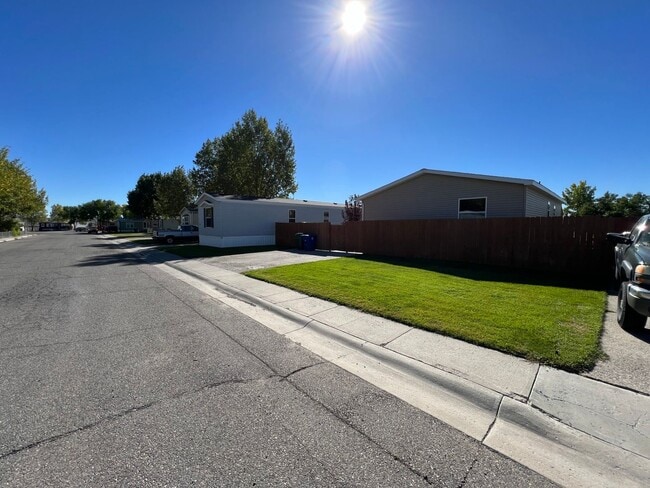 Building Photo - 3 Bedroom 2 Bath Modular Home with Many Amenities & Storage Shed