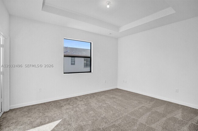 Building Photo - 2542 SE 29th Dr
