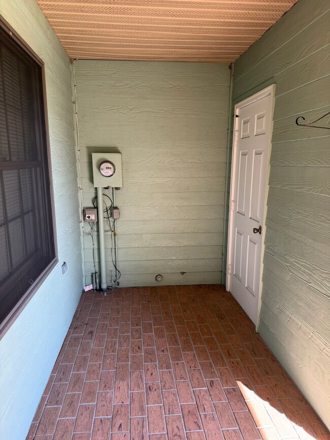 Building Photo - 2 Bed 2 Bath in St Cloud for Rent