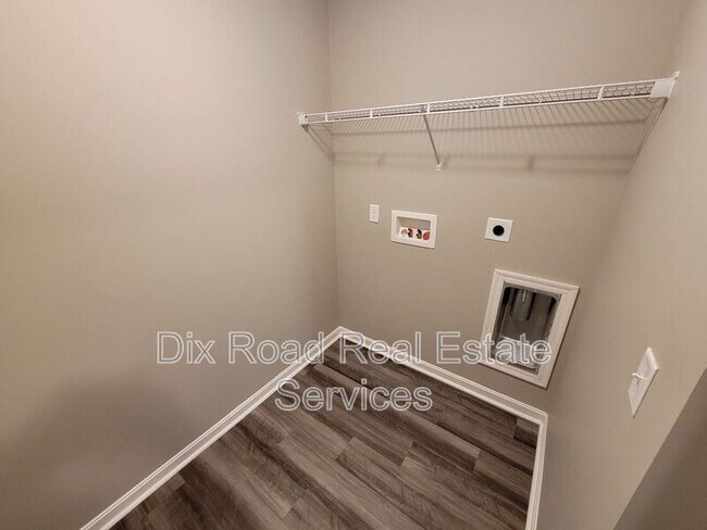Building Photo - 837 Prescot Cir