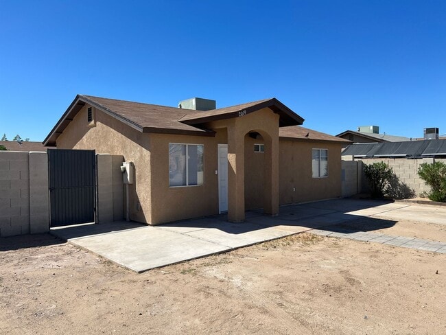 Building Photo - Two Bedroom San Luis Home with Fenced Back Yard
