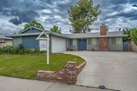 Building Photo - Single Story 4 Bedroom Home with a Pool fo...