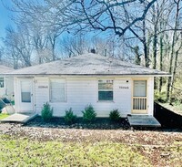 Building Photo - 1028 Asheboro St
