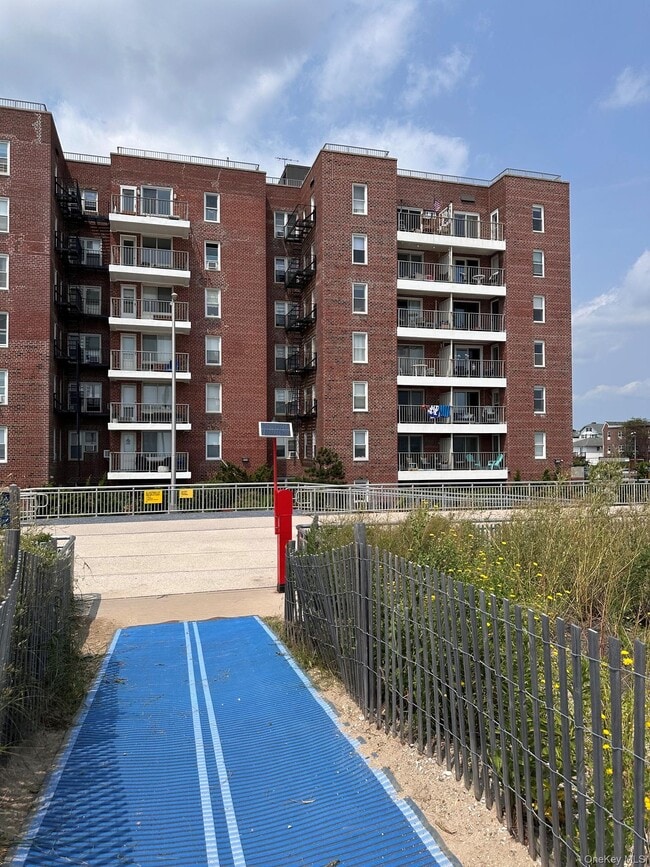 Building Photo - 1-25 Beach 124th St
