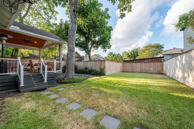 Building Photo - 808 Woodrow St