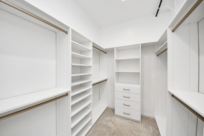 Building Photo - 24754 Levante Dr