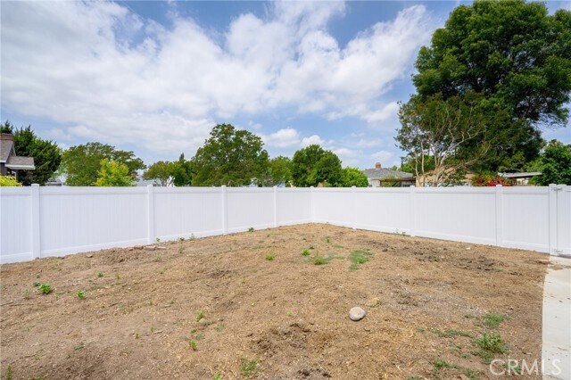 Building Photo - 6621 Chimineas Ave