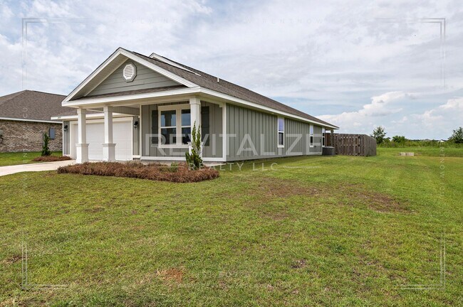 Building Photo - 1097 Hayward Lp