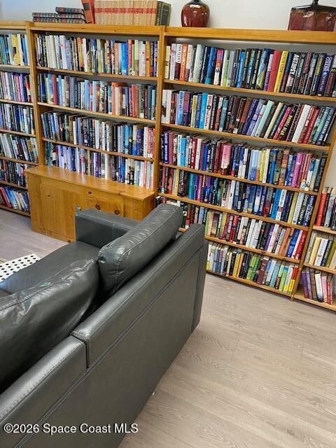 Building Photo - 9045 South Dr