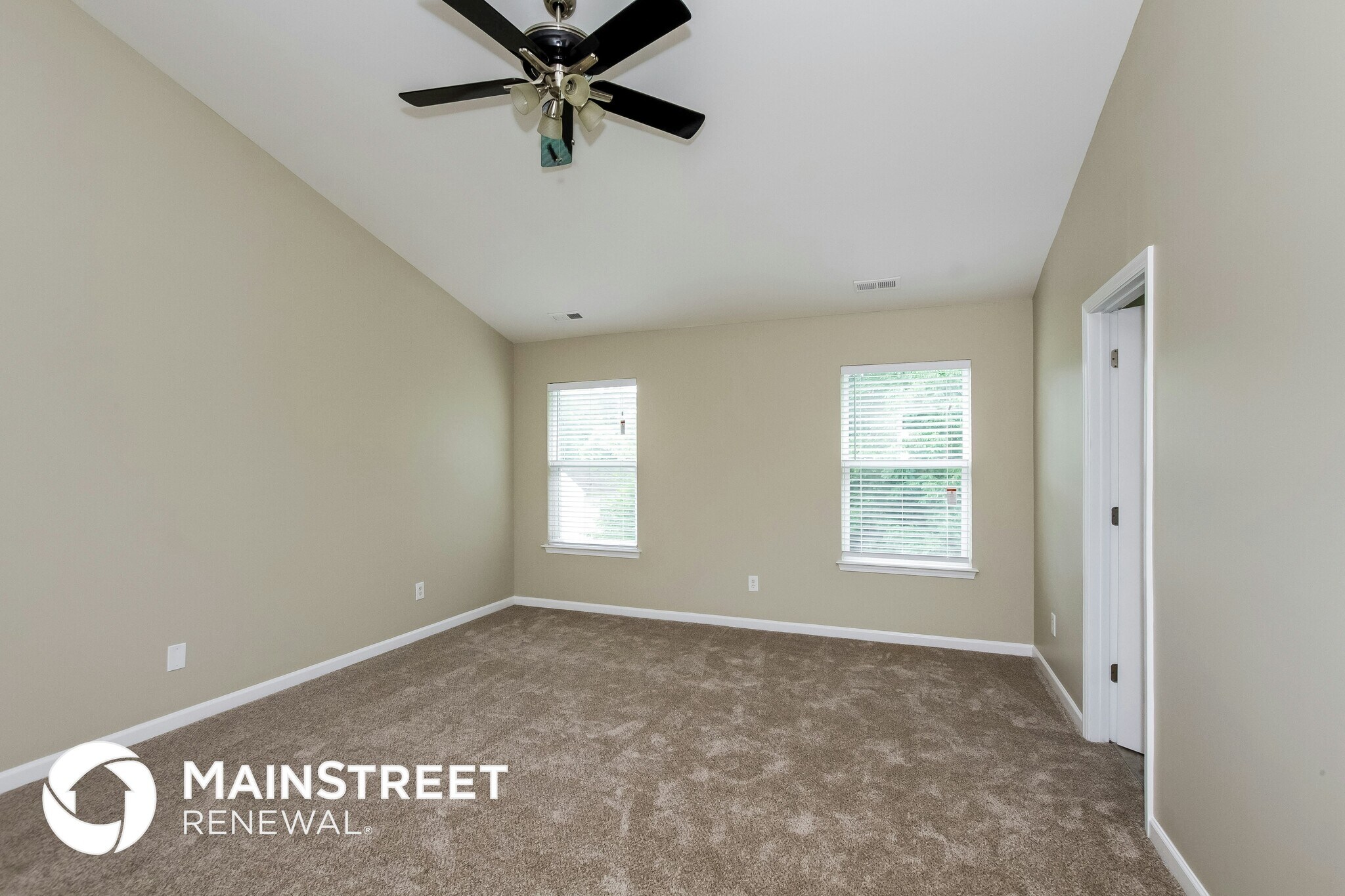 Building Photo - 619 Mountain Quail Dr