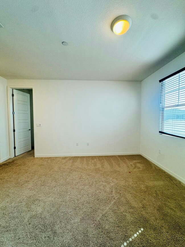 Building Photo - 5440 Guenoc Valley Ln