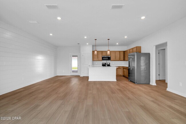 Building Photo - 2336 Discovery Loop