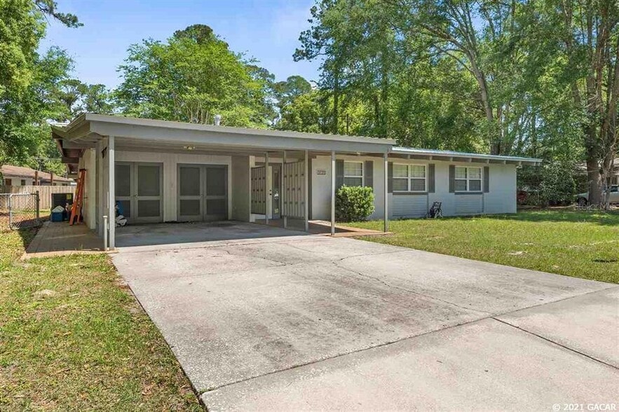 Building Photo - 3028 NW 2nd Ave