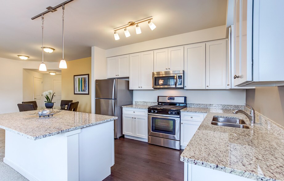 The Residences of Orland Park Crossing Orland Park, IL Apartment Finder
