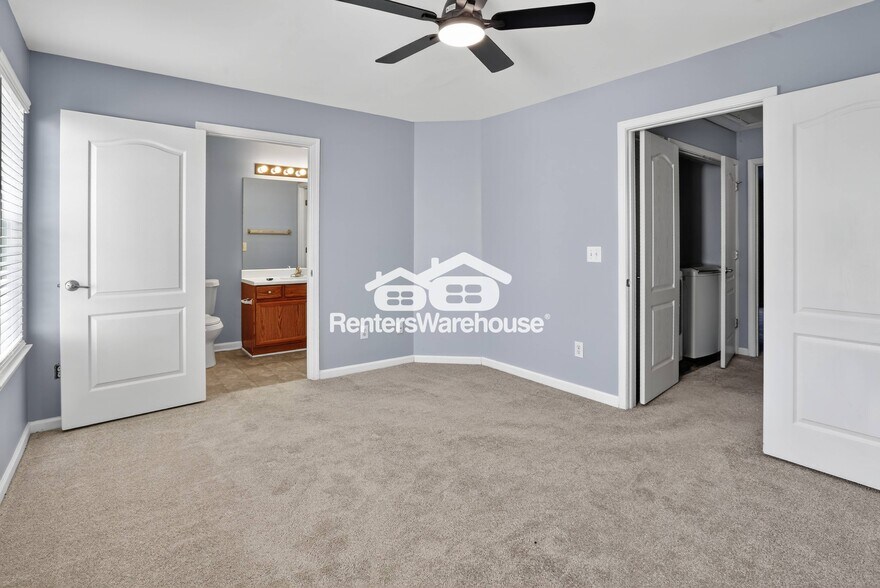 Building Photo - 3449 Parc Dr SW