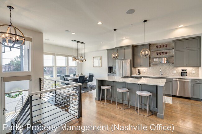 Building Photo - 3 br, 5 bath House - 206 S. 10th Street