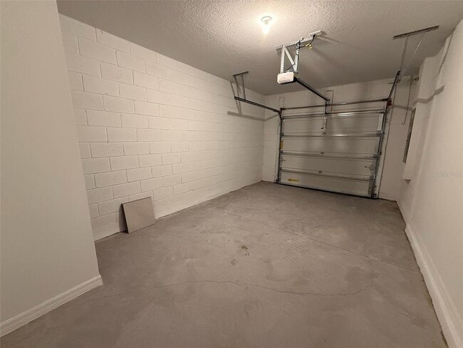 Building Photo - 16386 Bird of Paradise Ave