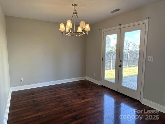 Building Photo - 10942 Dry Stone Dr