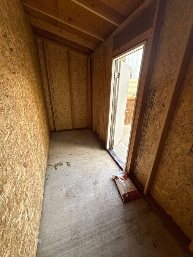 Building Photo - ree20124