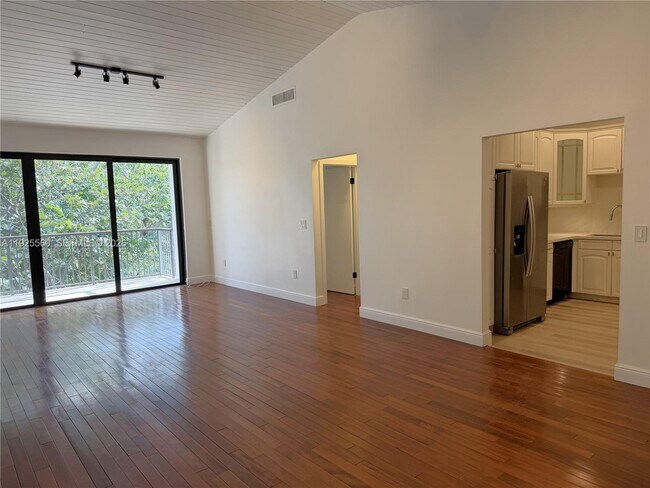 Building Photo - 55 Ocean Ln Dr