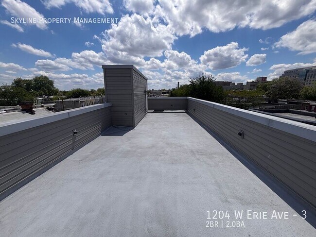 Building Photo - 1204 W Erie Ave
