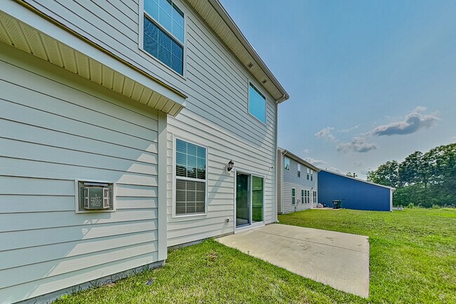 Building Photo - 5301 Ennisworth Ln