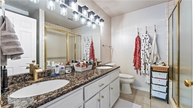 Building Photo - 2 S Prairie Dunes Dr