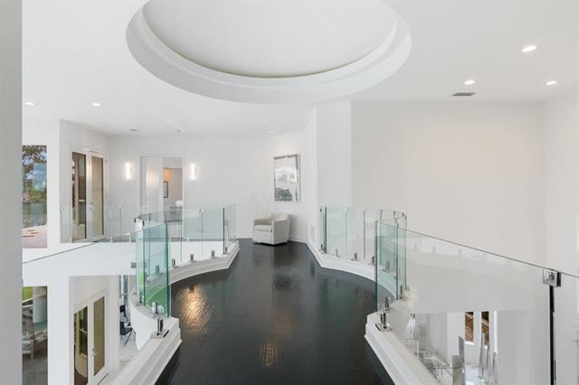 Building Photo - 656 Timbercrest Cir