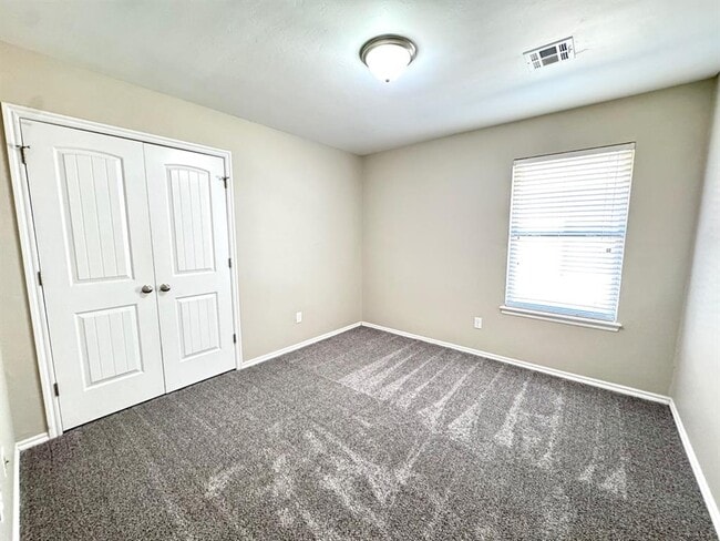 Building Photo - 2332 NW 198th St