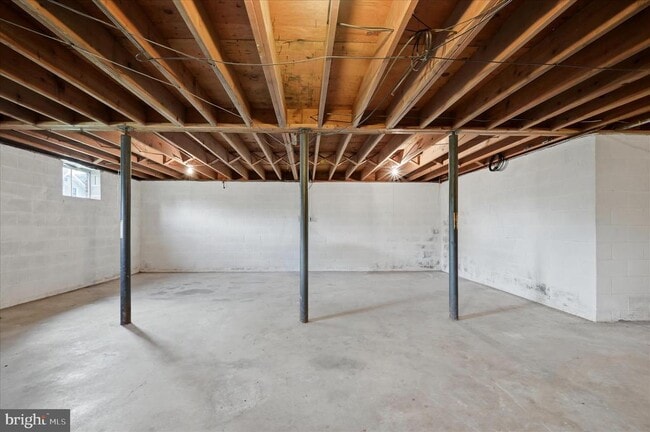 Building Photo - 4838 Valley Pike